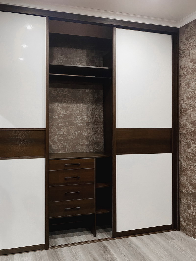 Как заказать качественный шкаф и не переплатить